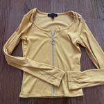 Derek Heart NWOT mustard yellow cropped long sleeve ribbed top Photo 1