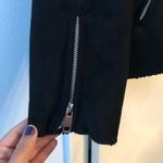 H&M  women’s motor jacket black faux fur suede size 6 eur 38 Photo 3