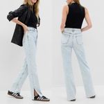 Gap High Rise ‘90s Loose Straight Jeans Light Indigo Destroy Wash Photo 1