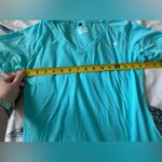 Gymshark  Tee Shirt Size Medium EUC Photo 3