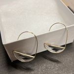 Contemporary Gold Earrings Photo 1