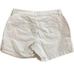 Old Navy  size 4 chino khaki pockets shorts Photo 1