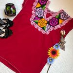 Stunning red embroidered Mexican blouse with beautiful flowers Size M Photo 11