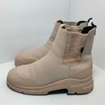 ZARA  Cream Monochrome‎ Rubberised - Women’s Ankle Boots size 37 Photo 1