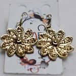NWT Swirl Flower Gold Tone Fish Hook Dangle Drop Retro Chic Earrings Photo 0