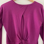 Athleta WOMENS ESSENCE TWIST LONG SLEEVE TOP IN Exotic Fuchsia Size M Photo 5