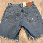 Levi's  501 ‘90s Mid-Rise Jean Shorts in Blue, Size 25 New w/Tag $69.50 Photo 5