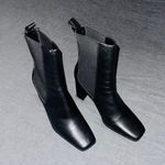 ZARA  Heeled Leather Ankle Boots Black Photo 3