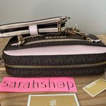 Michael Kors Set Photo 3