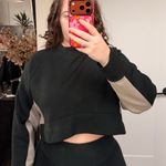 Abercrombie & Fitch Abercrombie YPB Cropped Sweatshirt Photo 1