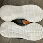 Nike  Roshe Run Black Speckled Lace Up Sneaker Photo 2