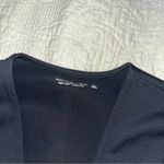 Abercrombie & Fitch  Black V Neck long sleeve size large Photo 2