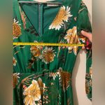 Alice + Olivia  CoCo Plunging V-neck midi Dress in green yellow multi size 6 Photo 7