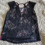 Kirra ‎ XS Top. Black Floral Photo 1