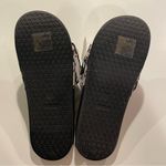 Shade & Shore  Andrea Black and White Floral Women's size 11 Slide Sandals Photo 3