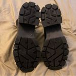 Guess Women  chelsea boots size 5 1/2 Photo 12