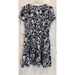 Chetta B NWT Be by Dress Women's PL Petite Short Sleeve Navy/White Ikat Print Photo 4