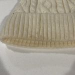 UGG  beanie Photo 2