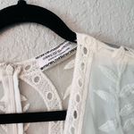 Giddy Up Glamour  Floral Lace Deep V Plunging Neck Size MEDIUM Romper #224 Photo 10