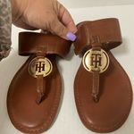 Tommy Hilfiger  cute thong leather sandals women's 7 Photo 4