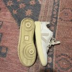 VEJA  Sneakers Photo 2