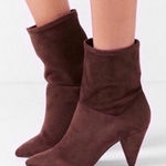 Urban Outfitters UO scrunch brown boots size 7 NWT Photo 0