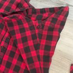 Love Tree  Size Medium Black & Red Flannel, pit to pit 19, length is 23 Photo 2