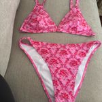 Zaful Embrace summer with this stylish floral pink bikini set. Perfect for beach days and poolside lounging. Photo 5