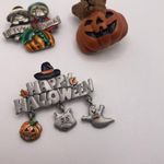 Lot Of 3 Brooch Pins Thanksgiving Give Thanks / Happy Halloween Photo 3
