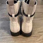 SO  Women's White Combat Boots Size 7 Photo 3
