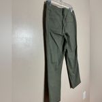 1822 SALE! Khaki Green Cropped Utility Pants Size 8 EUC Photo 3