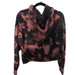 Aritzia  tna Red & Black Tie Dye Cozy AF Shrunken Hoodie Size XS. Photo 2