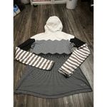 Nike Pro Dri Fit Black and Gray Printed Hoodie size Large Photo 1