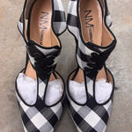 Neiman Marcus  Womens 7 Shootie Black White Gingham Preppy Business Pump Shoes Photo 0