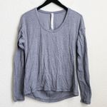 Meant To Move Long Sleeve in Sheer Luon Pebble Jacquard V2 Arctic Gray Ice Gray Size 6 Photo 4