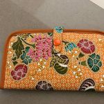Floral Orange Wallet by Hato Hasi
Gorgeous Vintage Photo 0