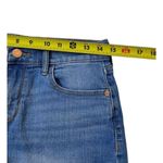 Old Navy  Women Size 4 Boyfriend Blue Denim Shorts | 21-928 Photo 4