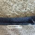 moon&madison cozy sweater Photo 3