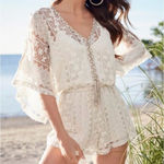 Venus ✨ Off White Lace Sz Medium Romper✨ Photo 0