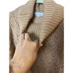 Absolutely Famous  Tan Sweaters Turtleneck Size Medium Sku 2138 Photo 9