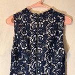 Alice + Olivia womens 4 small Jacki V neck lace dress navy blue with rose new Photo 11