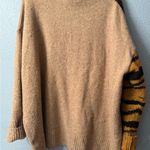 H&M Women's Tan Tiger Print Sweater size M Photo 6
