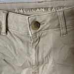American Eagle Outfitters Super Stretch Women’s Khaki Shorts Bermuda Size 4 Photo 2