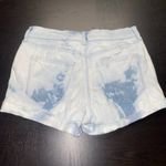 Old Navy  Blue Tie Dye Denim Boyfriend Jean Shorts Stretchy Women's Size 2 Photo 6