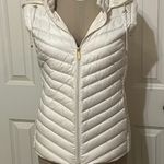 Gallery White Puffer Vest Photo 0