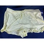 GapBody Womens 2.5" Ribbed Pull-on Shorts, Citron Green, NWT, Size XXL Photo 1