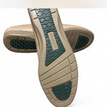 Easy Spirit  Women's Cream Oxford Flats Photo 3