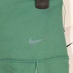 Nike NWT Medium-Support High-Waisted 5" Biker Shorts with Pockets Size XS Photo 10