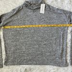 Banana Republic  WOMEN’S LUXESPUN TURTLENECK T-SHIRT in gray size XS Photo 3