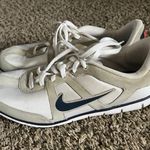 Nike  Oceania Women's Beige White 443937-101 Walking Athletic Shoes 2011 Size 8.5 Photo 1